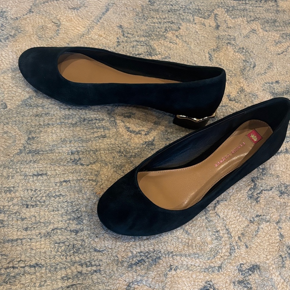 Women's Elaine Turner Black Suede Flats